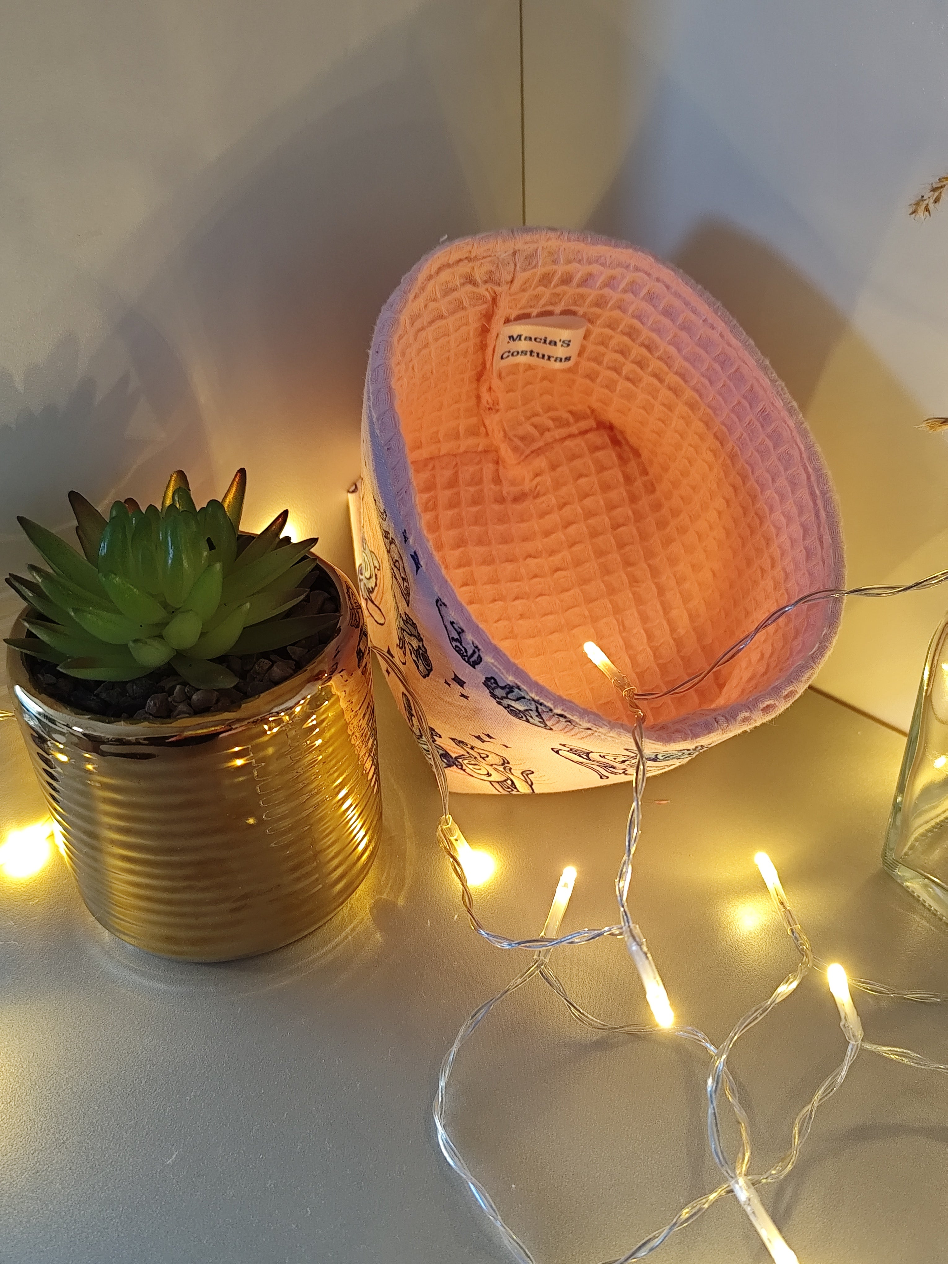 Panière et lingettes