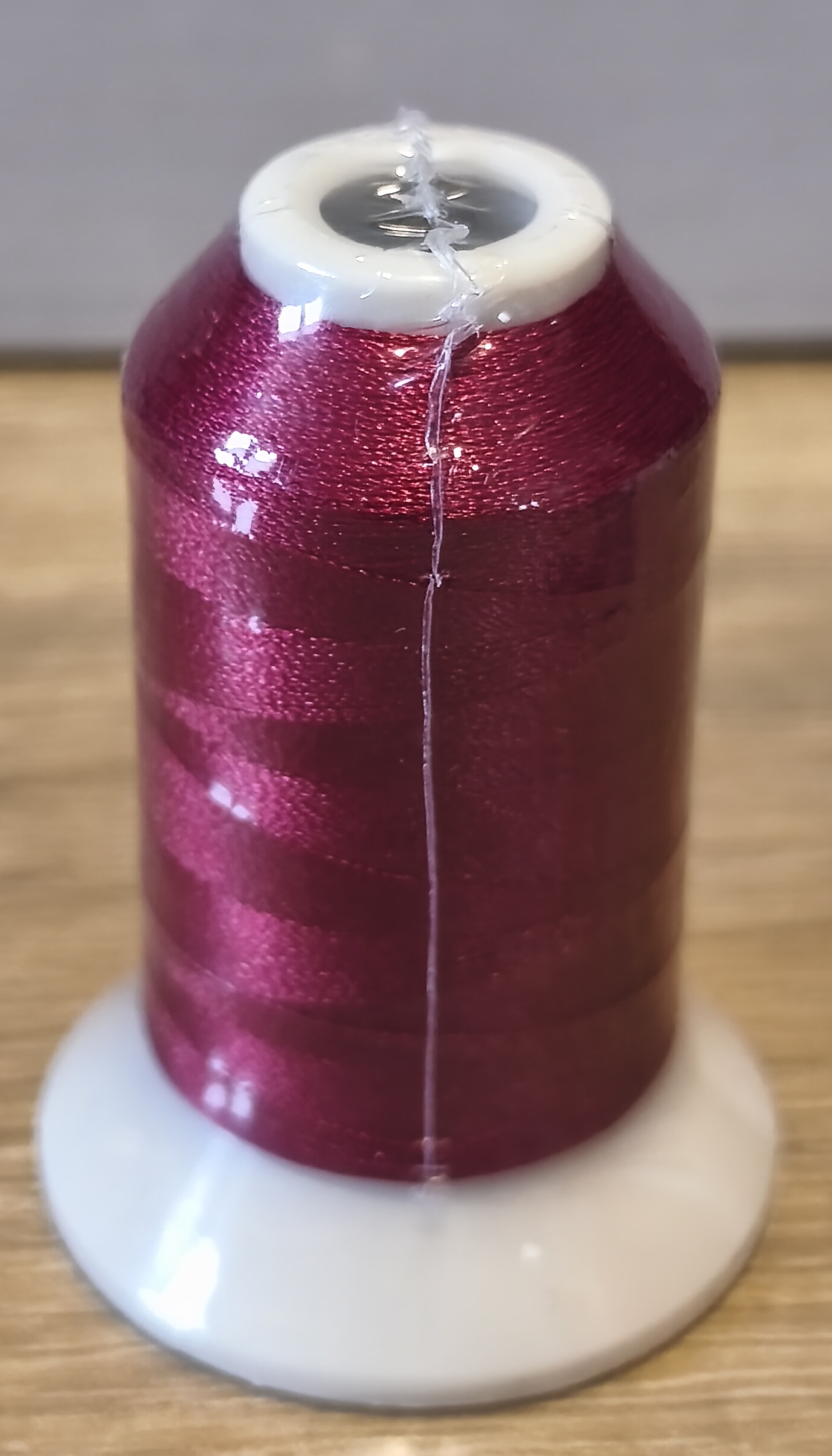 107 DARK FUCHSIA Porte clé personnalisé